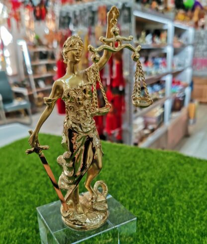 Богиня Фемида - Магазин эзотерических товаров "Энергия Ци"
