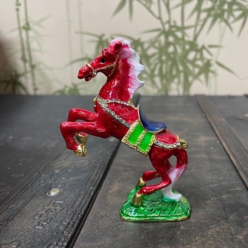 Шкатулка лошадь красная мини Шкатулка лошадь красная мини