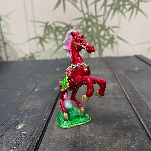 Шкатулка лошадь красная мини Шкатулка лошадь красная мини — изображение 3