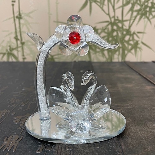 Лебеди под цветочком мини Лебеди под цветочком мини