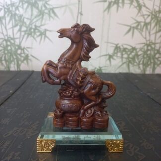 Лошадь с мешком богатства